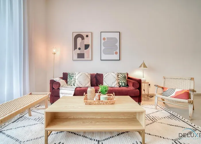 Rustic 2Br At Sparkle Tower 1 Dubai Marina By Deluxe Holiday Homes
