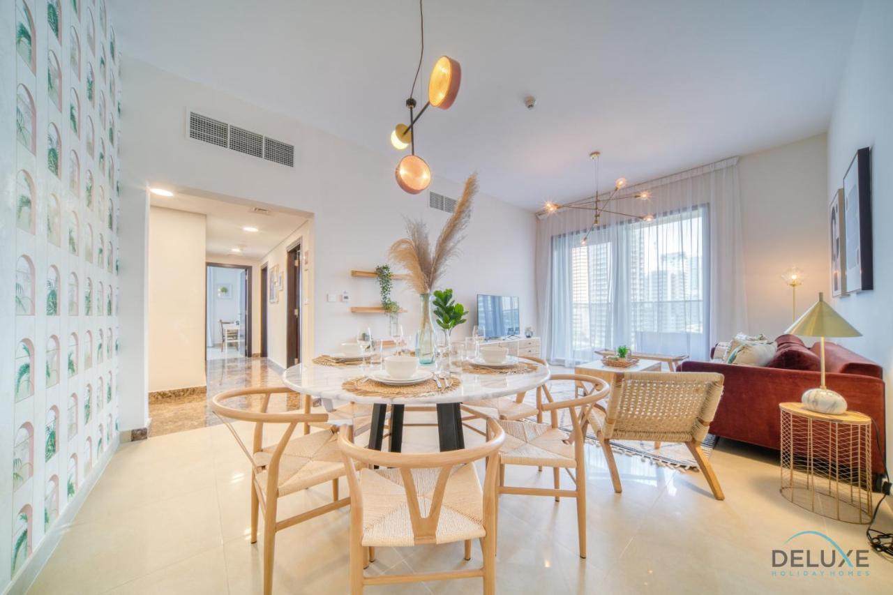 Apartment Rustic 2br At Sparkle Tower 1 Marina By Deluxe Homes