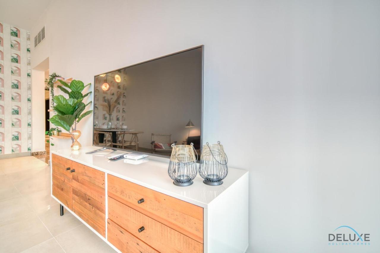 Rustic 2br At Sparkle Tower 1 Marina By Deluxe Homes Dubai