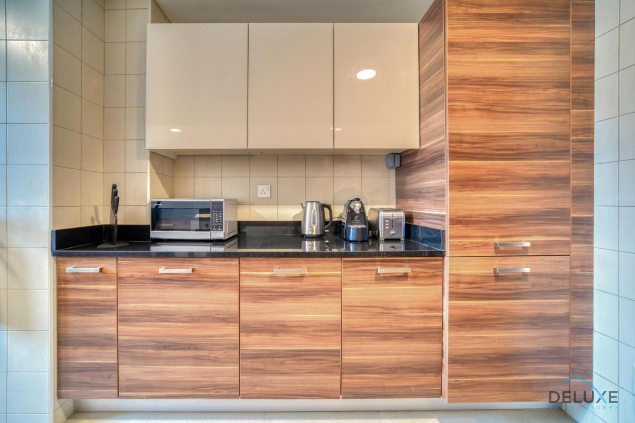 Rustic 2br At Sparkle Tower 1 Marina By Deluxe Homes Apartment