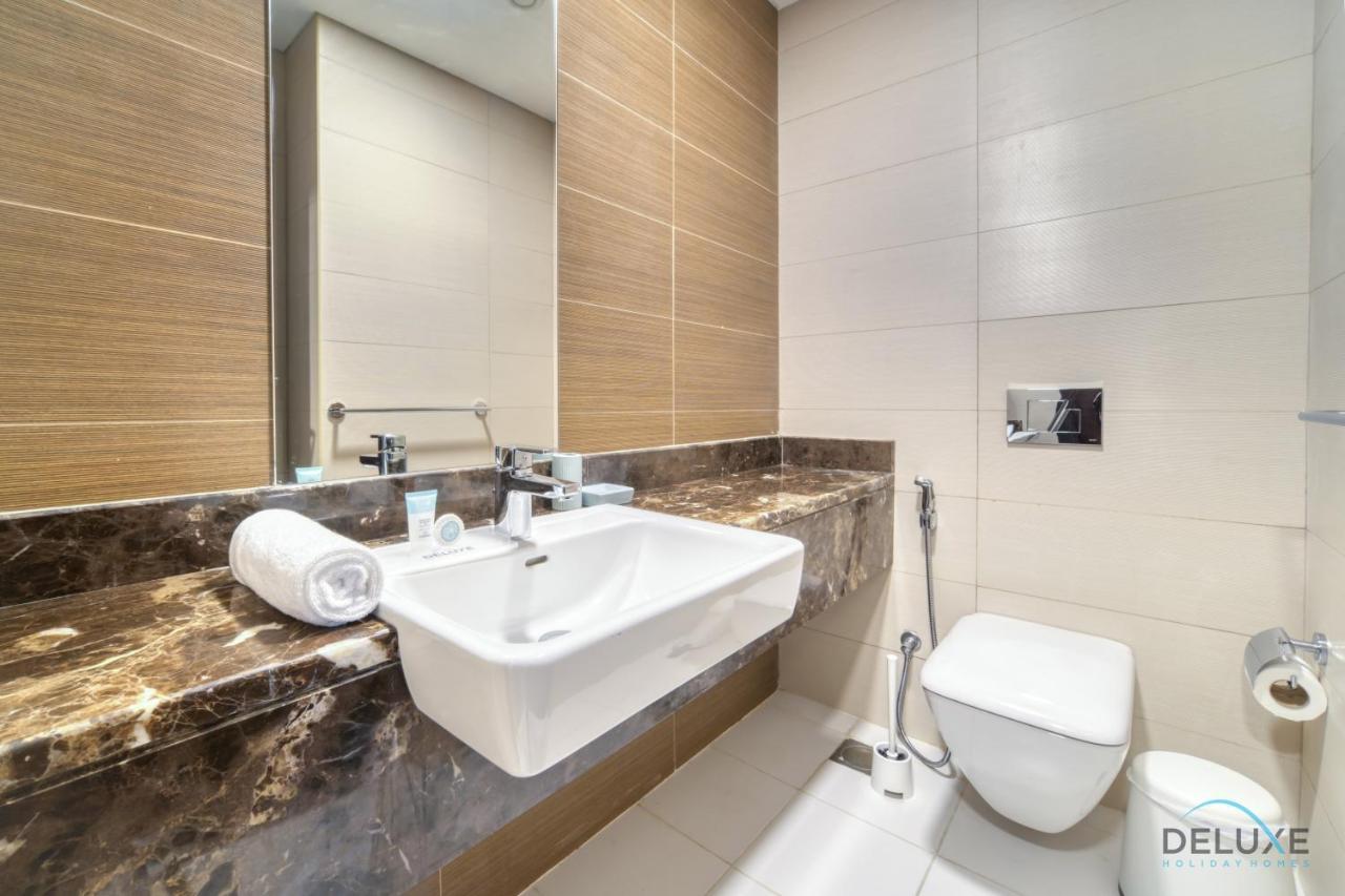 Rustic 2br At Sparkle Tower 1 Marina By Deluxe Homes Apartment